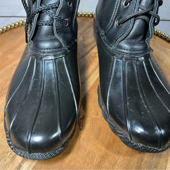 Steve Madden Black Waterproof Faux Fur Lined Boot Sz 9 - Picture 3 of 9